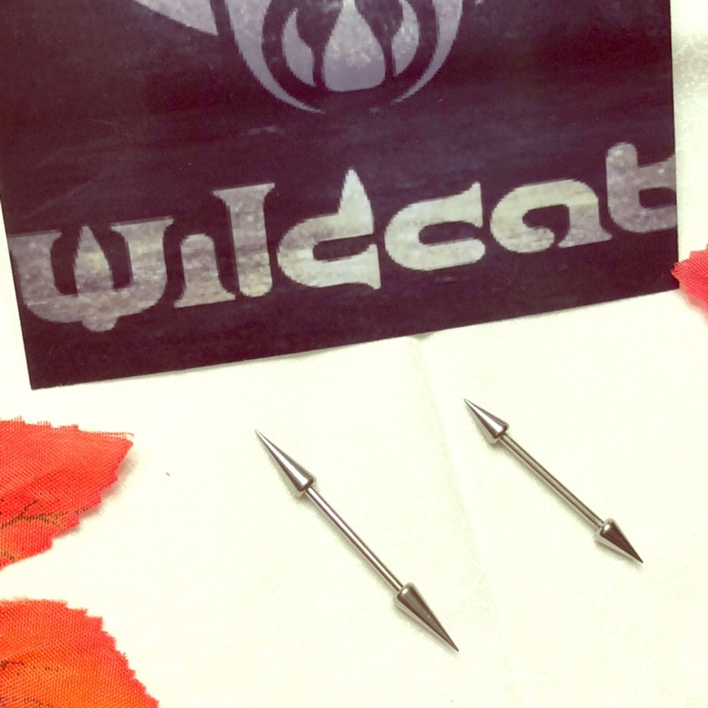 Wildcat Titanium Spike ends.